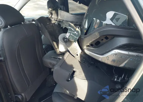 2025 Chevrolet Trax Fwd Lt z USA, uszkodzony, nr VIN KL77LHEP3SC283650